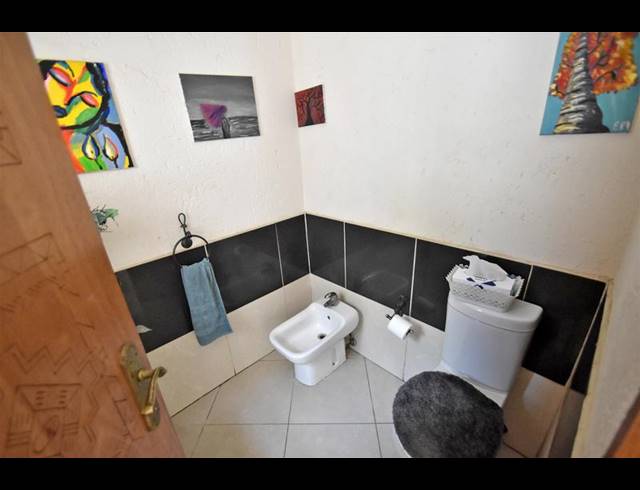 7 BEDROOM HOUSE FOR SALE IN MORNINGSIDE